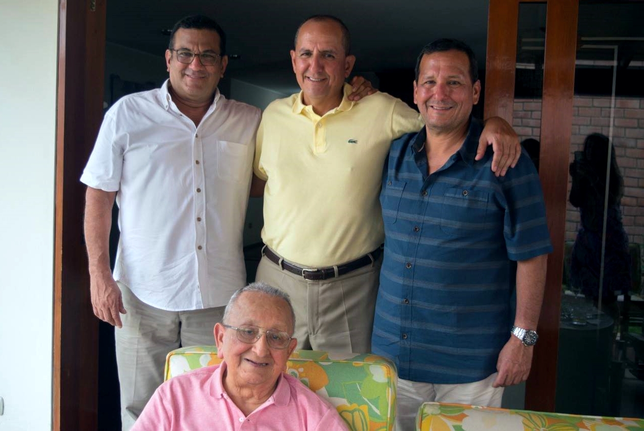 LOS CARRASCO